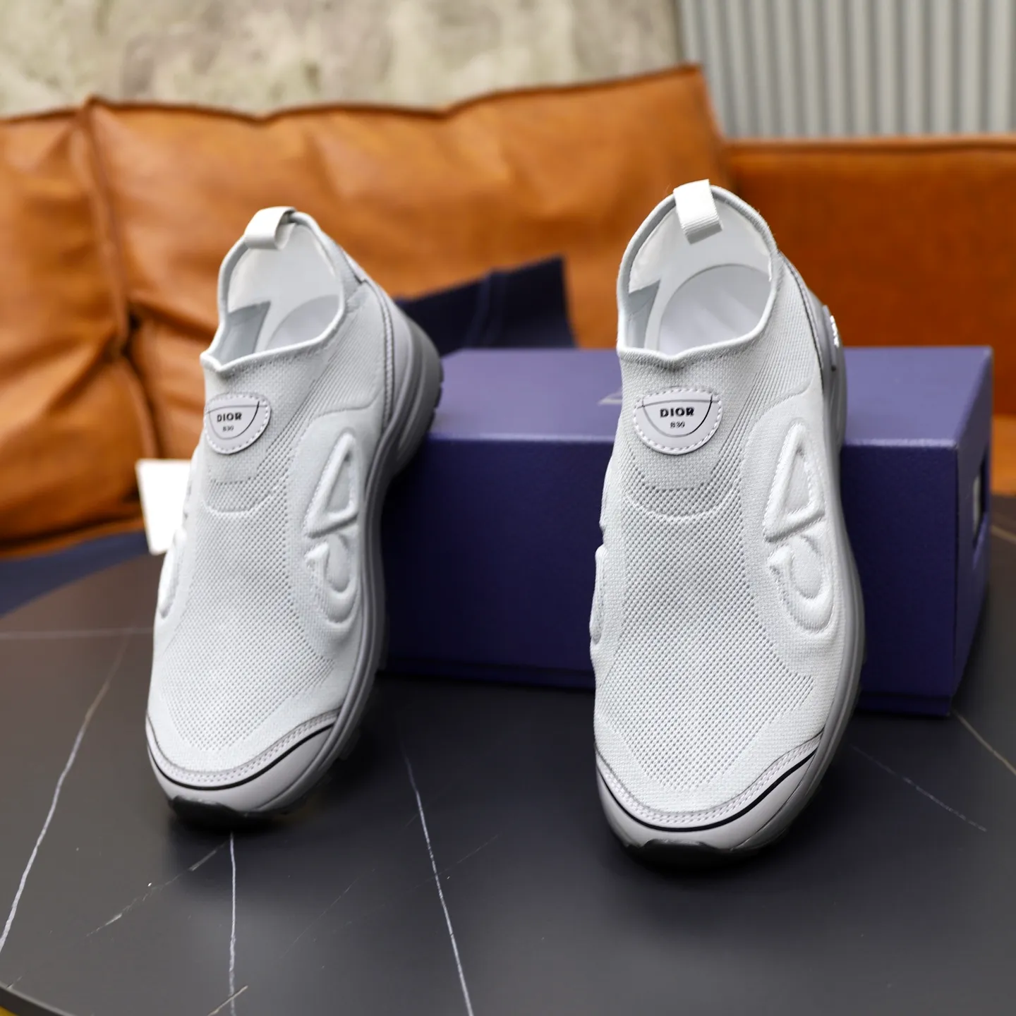 Men's shoes: 520💰Dior Dior B30 latest hot model shipped, original 1:1 manufacturing ▪️ Fabric: Original custom fly woven ▪️ Lining: Imported breathable mesh ▪️ Sole: Original molded non-slip outsole ▪️ Size: 38-46 (45, 46 custom-made, non-refundable)
